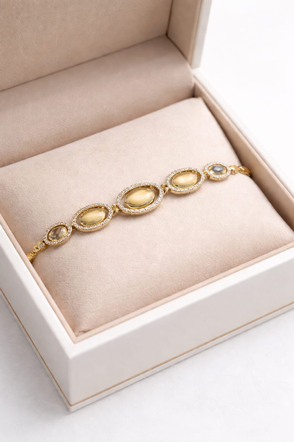 كوليه ذهب عيار 18 3415