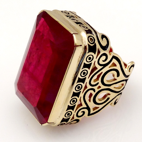 خمسة جنيه ذهب عيار 21 من بي تي سي BTC 294210