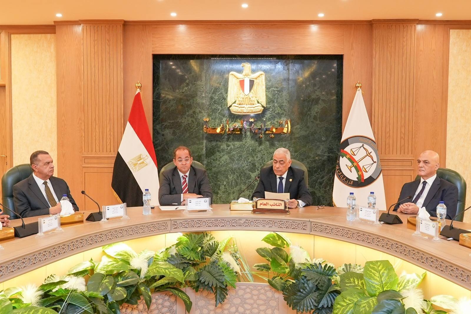 النيابة العامة تتعاون مع وزارة المالية لتسليم 200 كيلوجرام سبائك ذهبية من المضبوطات إلى البنك المركزي